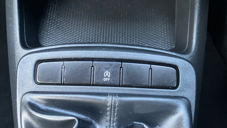 Hyundai i10 1.2 MPi SE Connect 5dr Petrol Hatchback